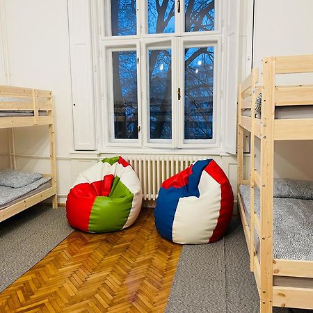 Hostel Green World Novi Sad Exterior photo