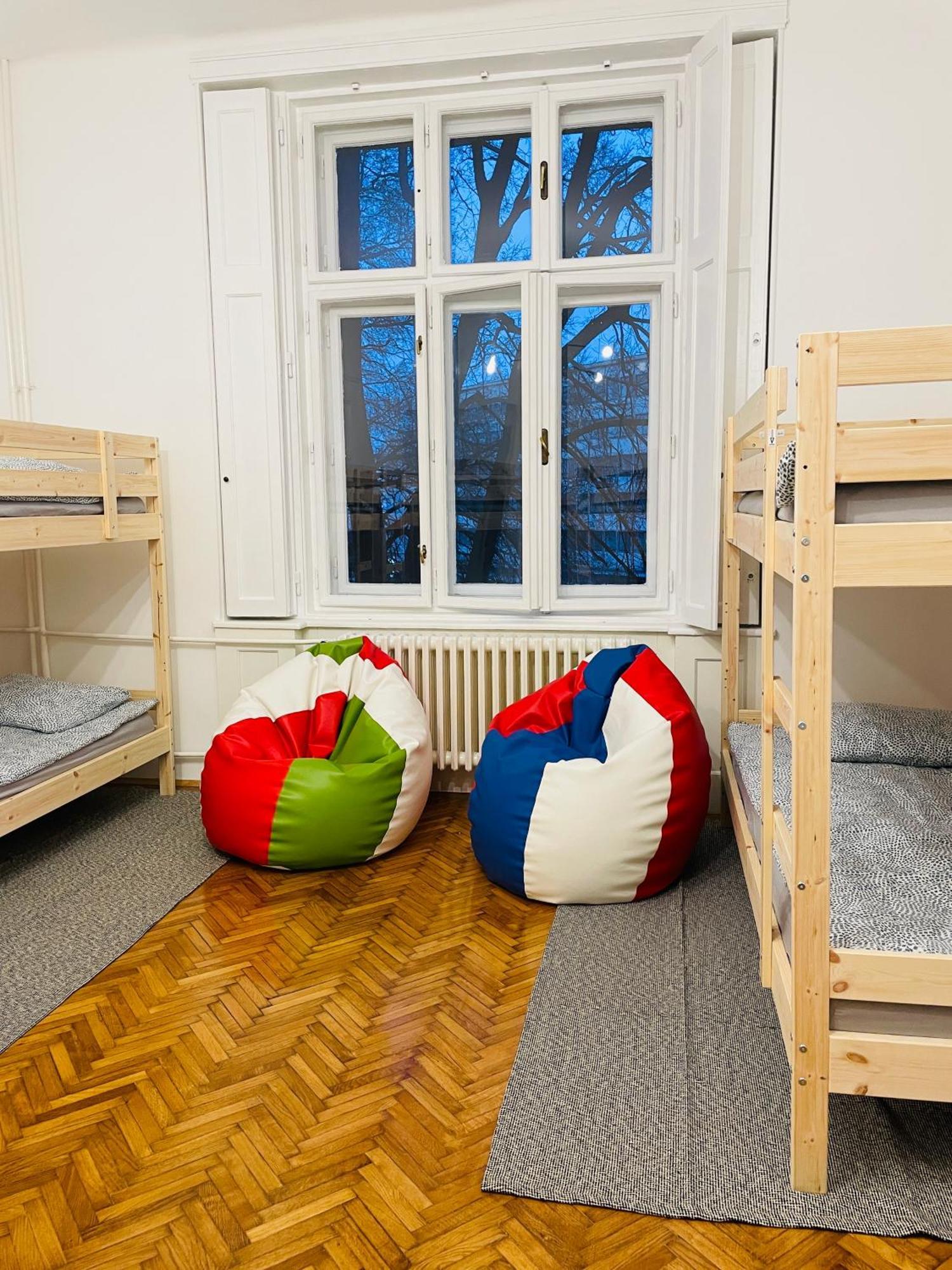 Hostel Green World Novi Sad Exterior photo