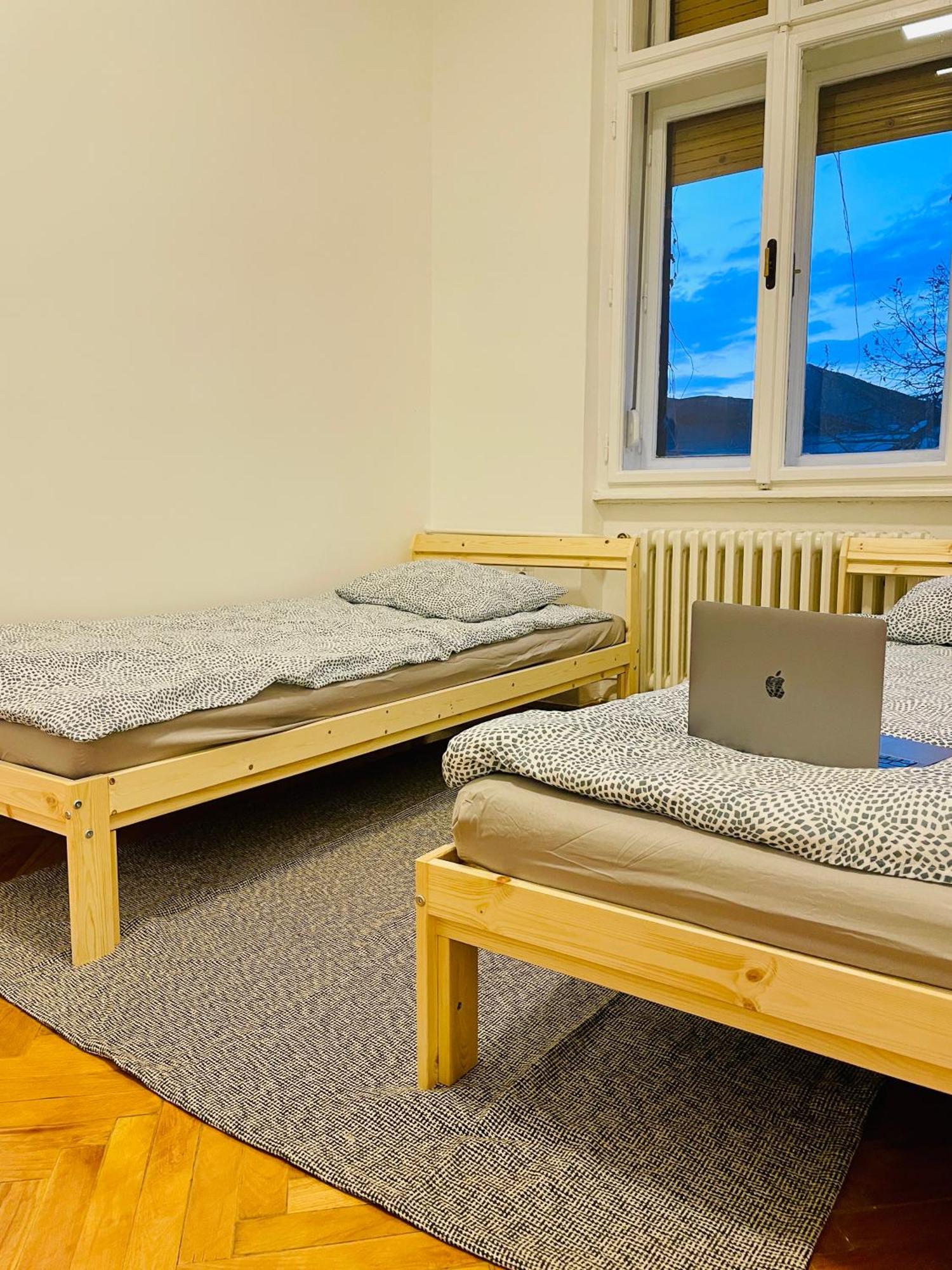 Hostel Green World Novi Sad Exterior photo